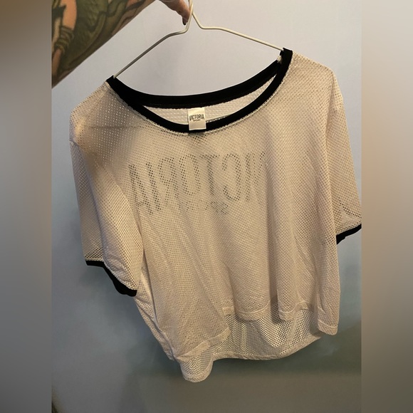 Victoria’s Secret Workout Top - Picture 2 of 2